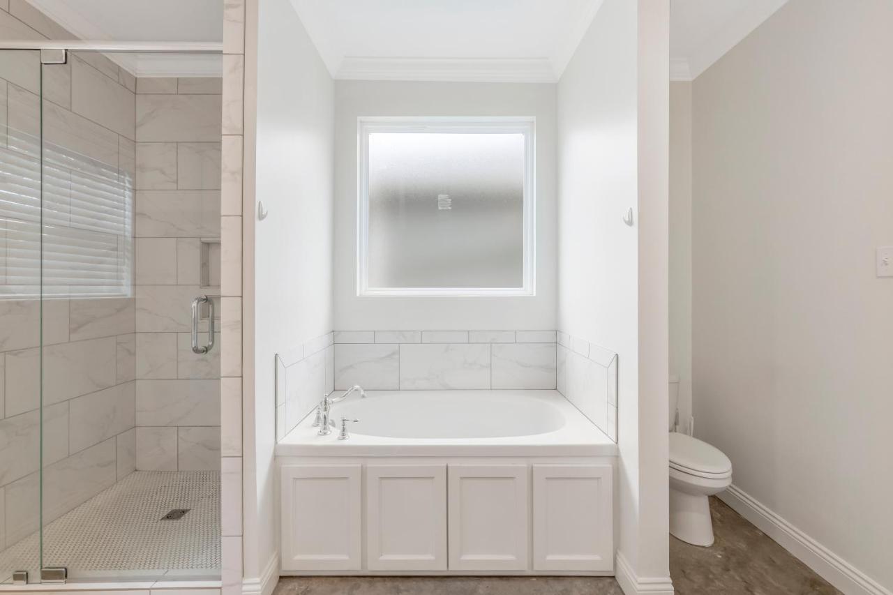 Charming Cottage Built In 2019 ラファイエット エクステリア 写真
